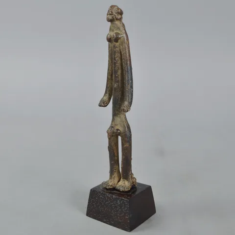 Lobi Figure