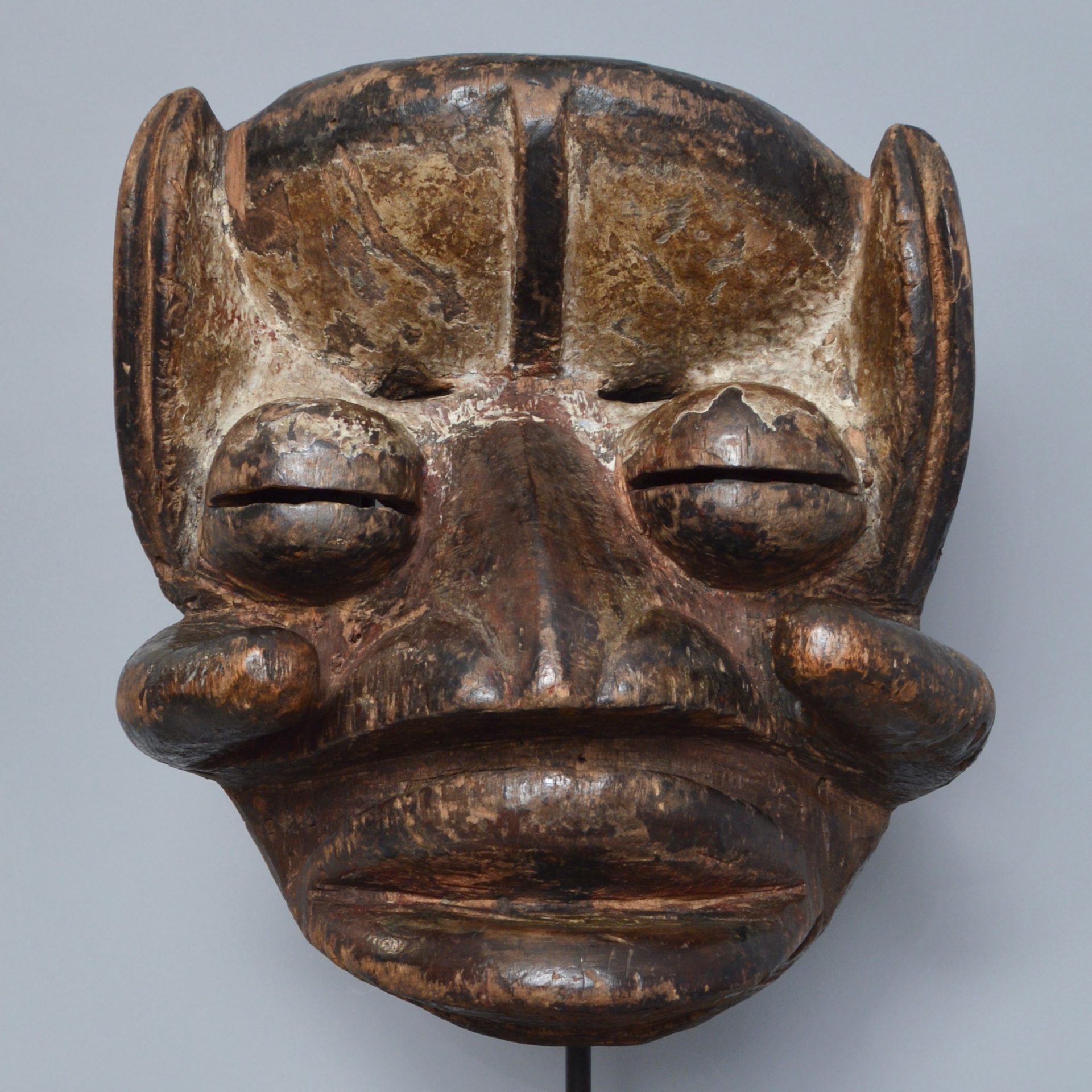 Dan Ngere Mask | Fernandez Leventhal Gallery